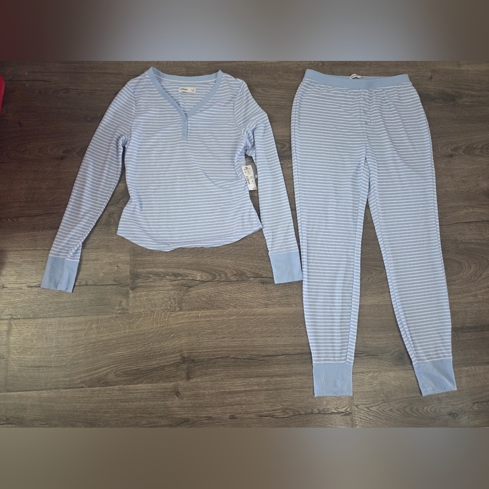 Women's Striped Thermal Pajama Set Size S NWT